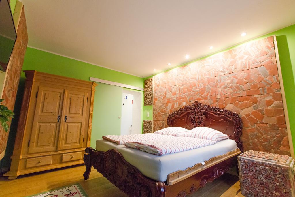 Salzzimmer Dortmund Room photo
